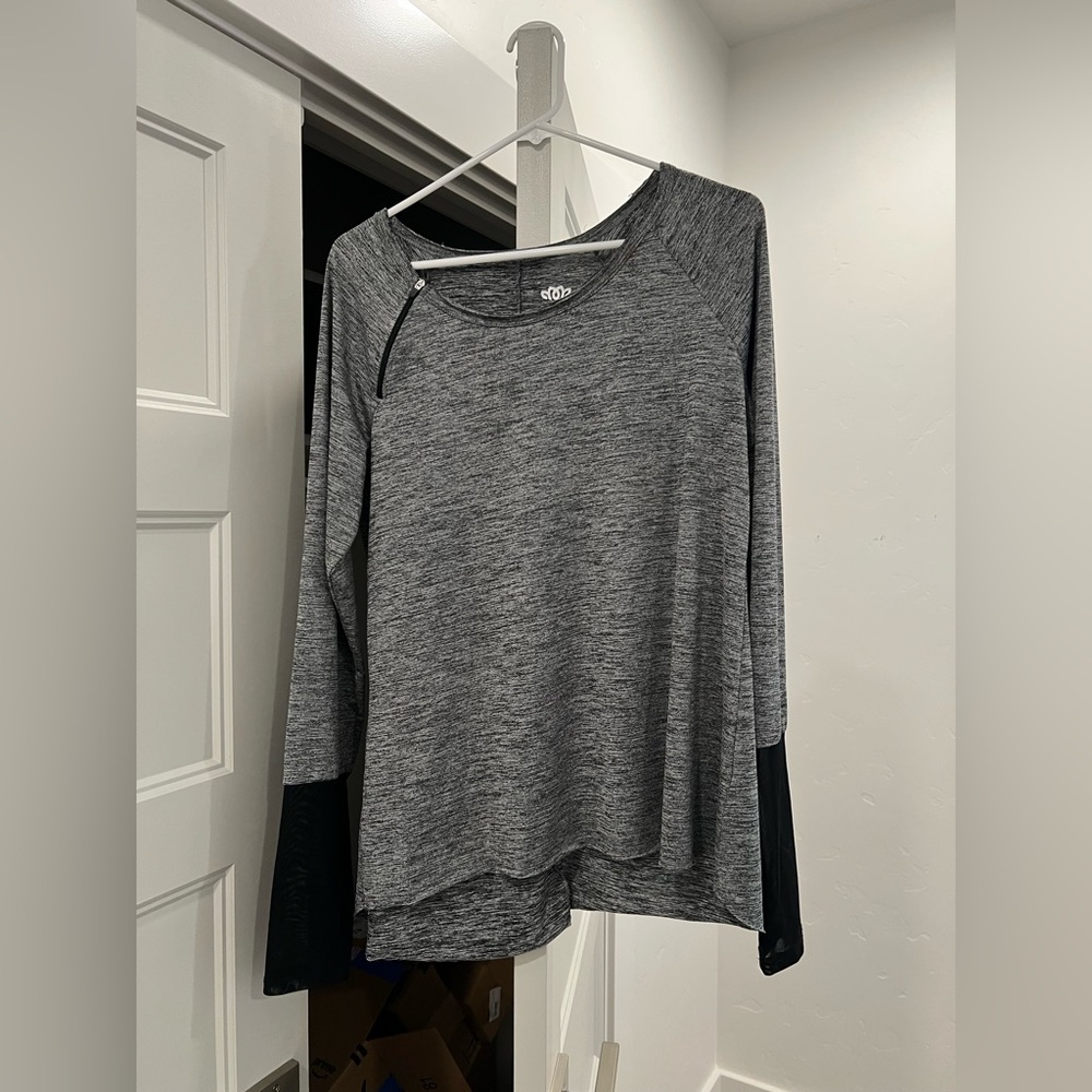 Maurices Gray and Black Asymmetrical Long Sleeve Blouse
